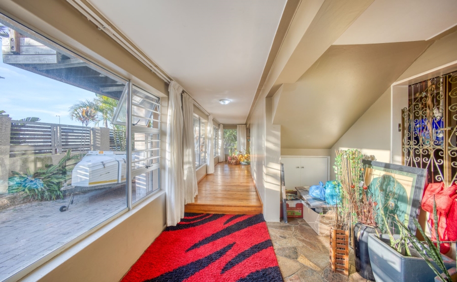 5 Bedroom Property for Sale in Gonubie Eastern Cape
